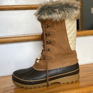 Khombu winter boots. Nordic 2 size 9